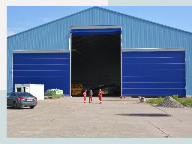 Ангарные ворота в Рыбинск от СтальСтрой-Рбн по цене 624 руб.